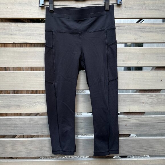 Lululemon 17" Mind Over Miles Black Crop Leggings Size 4 EUC - Picture 3 of 6